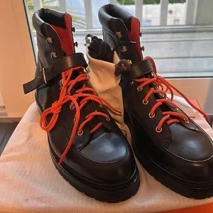 Hermes BNIB never worn Black Leather Men’s Boots 42.5 / 9.5D RARE motorcycle boots for men main image 4